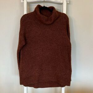 Old Navy Turtle Neck Rusty Color Soft Used Like New Size Medium